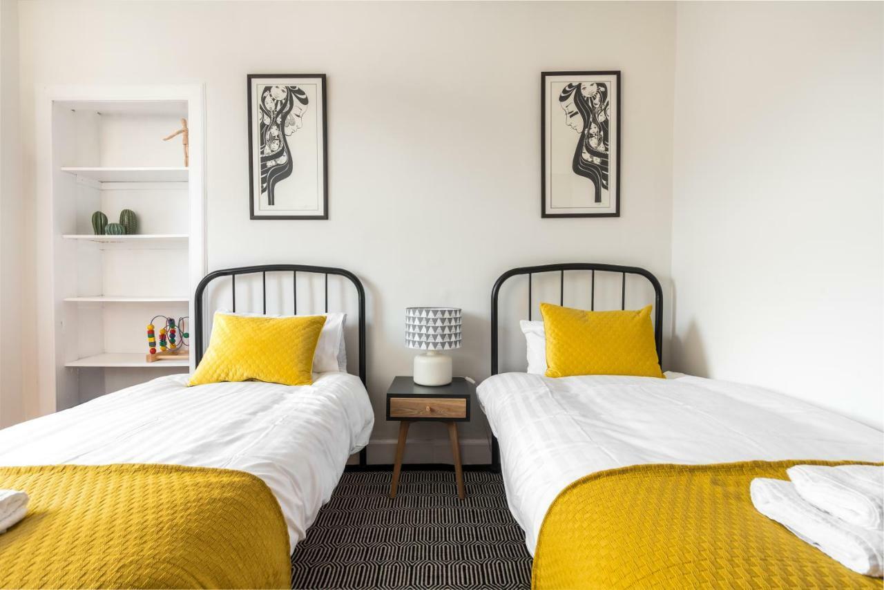 Lovely Central Edinburgh Apartment エクステリア 写真