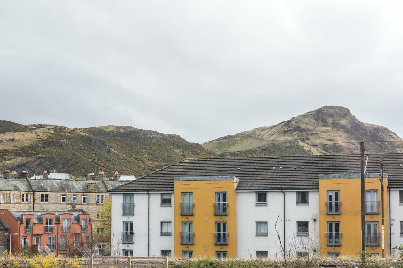 Lovely Central Edinburgh Apartment エクステリア 写真