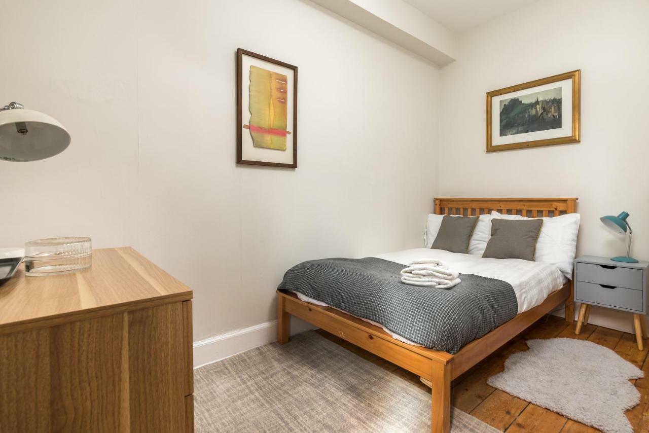 Lovely Central Edinburgh Apartment エクステリア 写真